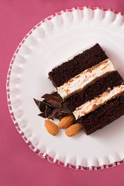 chocolate caramel almond wedding cake