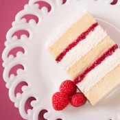 07-ButterVanillaRaspberry-Wedding-cake